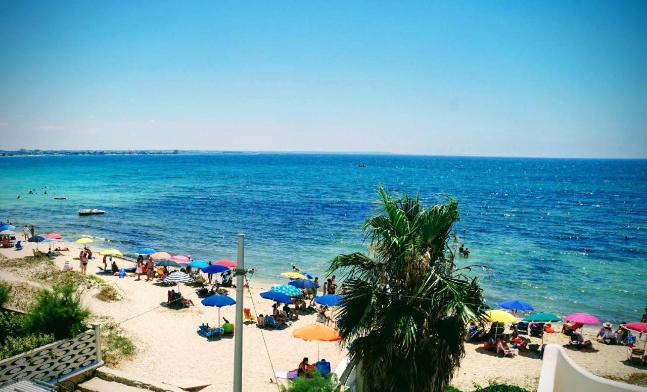 Torre Lapillo Fronte Mare In Centro Con Parcheggio Coperto ตอร์เลลาปิลโล ภายนอก รูปภาพ