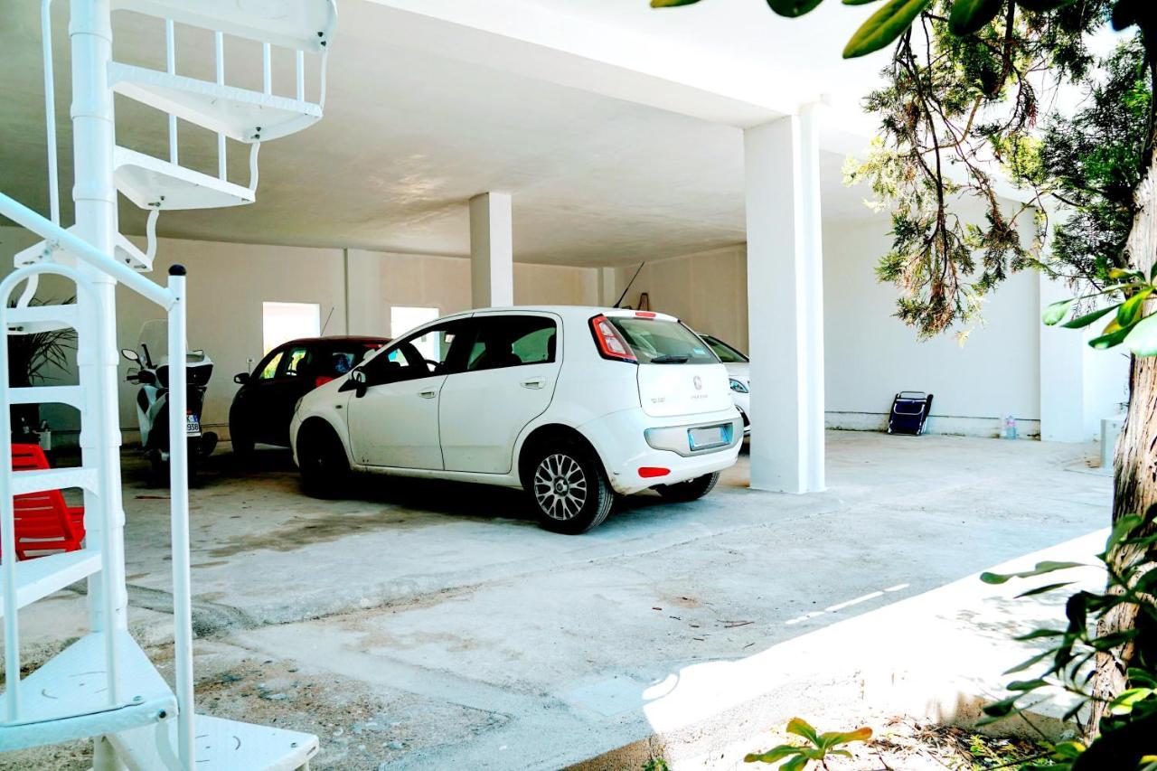 Torre Lapillo Fronte Mare In Centro Con Parcheggio Coperto ตอร์เลลาปิลโล ภายนอก รูปภาพ